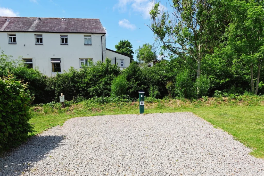 The Old Post Office Campsite - Fully-serviced Hardstanding and Grass Touring Pitch (super)