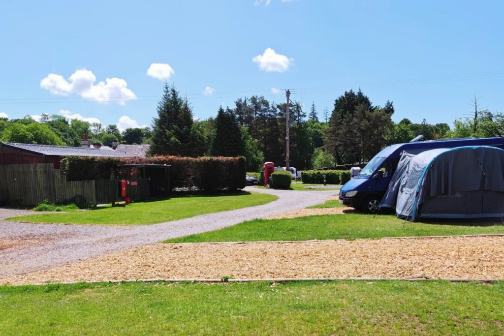 The Old Post Office Campsite - Fully-serviced Hardstanding and Grass Touring Pitch (super)