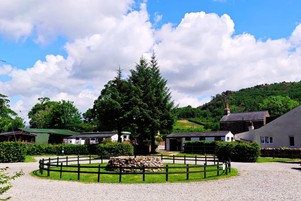 The Old Post Office Campsite - Fully-serviced Hardstanding and Grass Touring Pitch (super)